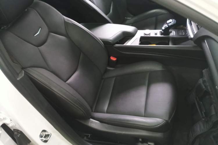 Used Cadillac CT5 2022 28T Luxury Version (Standard Edition) Right Front Seat
