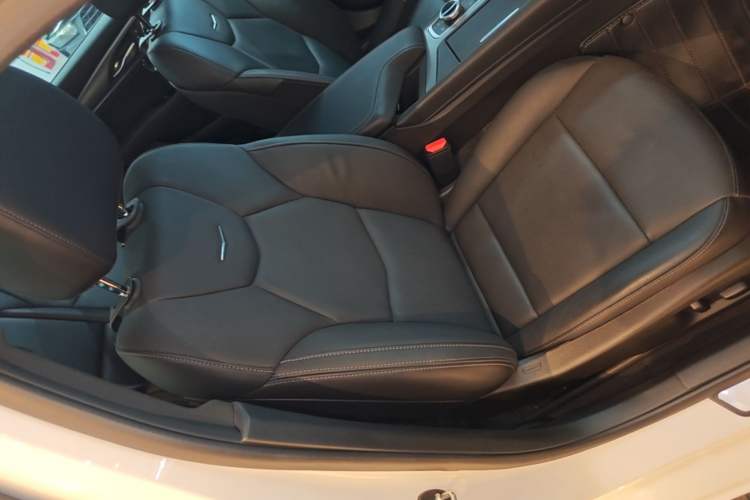 Used Cadillac CT5 2022 28T Luxury Version (Standard Edition) Right Front Seat