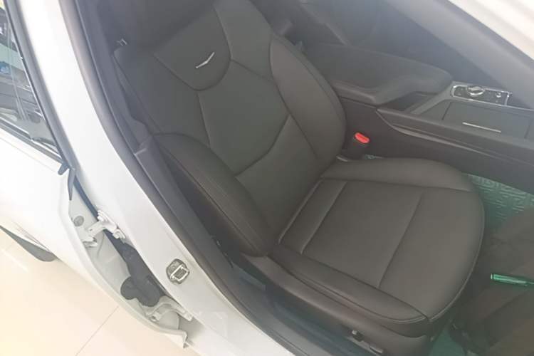 Used Cadillac CT5 2022 28T Luxury Version (Standard Edition) Right Front Seat