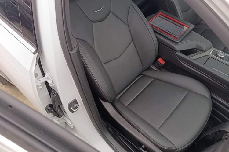 Used Cadillac CT5 2022 28T Luxury Version (Standard Edition) Right Front Seat