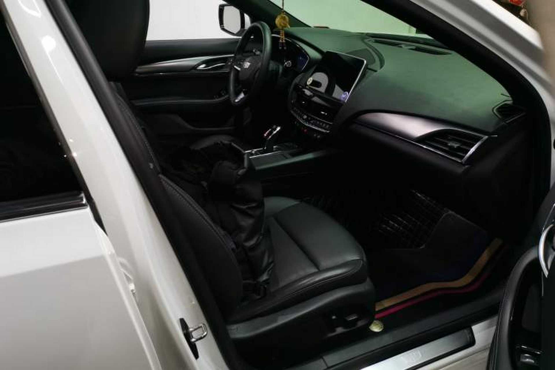 Used Cadillac CT5 2022 28T Luxury Version (Standard Edition) Right Front Seat