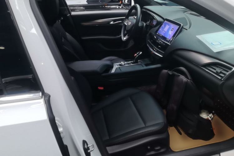 Used Cadillac CT5 2022 28T Luxury Edition Right Front Seat