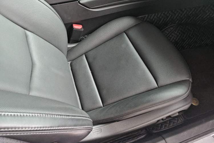Used Cadillac CT5 2022 28T Luxury Version (Standard Edition) Right Front Seat