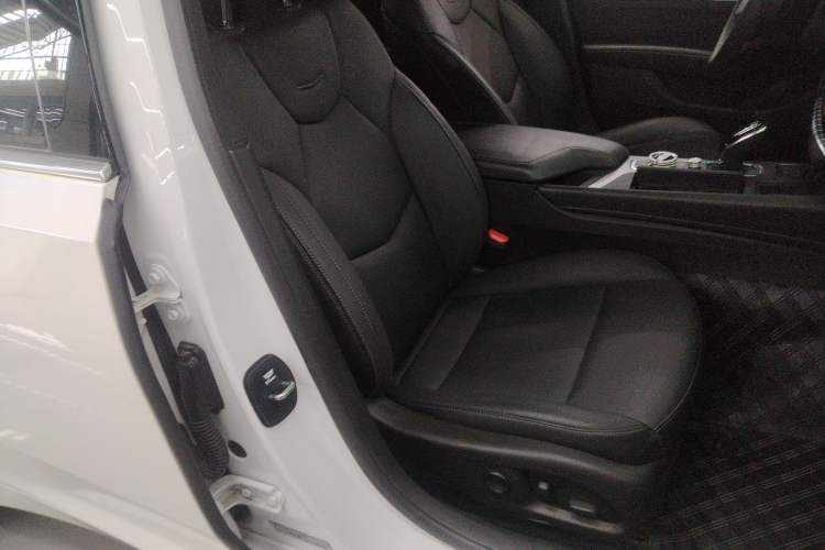 Used Cadillac CT5 2022 28T Prestige Edition Right Front Seat