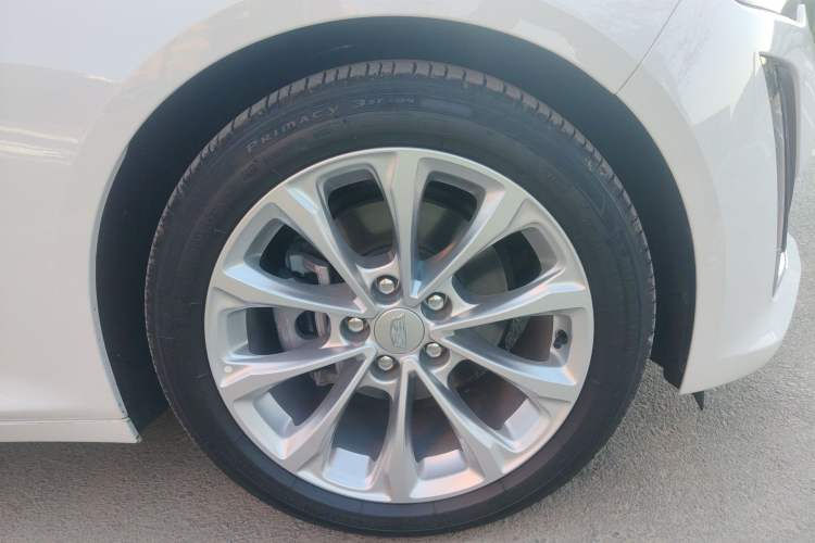 Used Cadillac CT5 2022 28T Luxury Version (Standard Edition) Right Front Wheel Hub