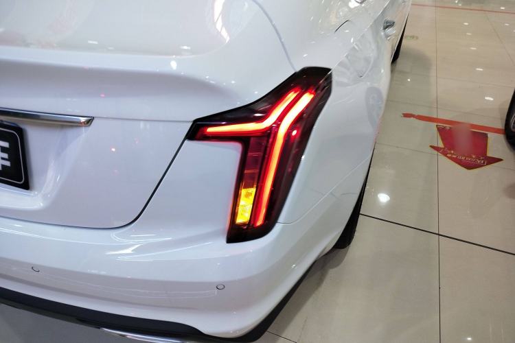 Used Cadillac CT5 2022 28T Luxury Version (Standard Edition) Right Rear Taillight