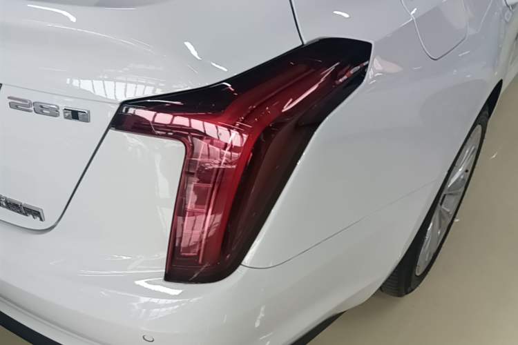 Used Cadillac CT5 2022 28T Luxury Version (Standard Edition) Right Rear Taillight
