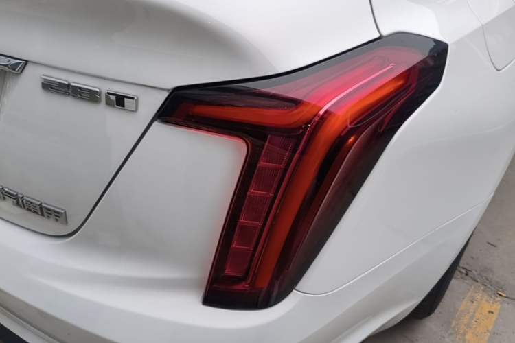 Used Cadillac CT5 2022 28T Luxury Version (Standard Edition) Right Rear Taillight