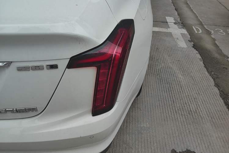 Used Cadillac CT5 2022 28T Luxury Version (Standard Edition) Right Rear Taillight