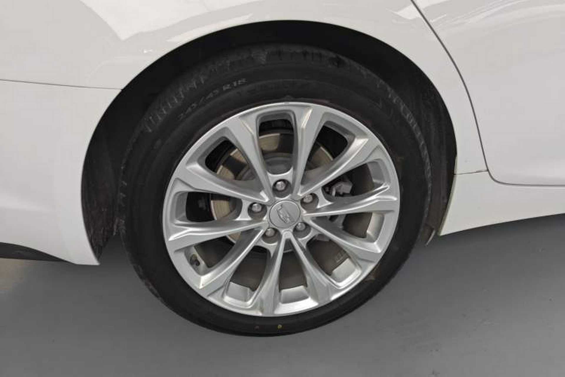 Used Cadillac CT5 2022 28T Luxury Version (Standard Edition) Right Rear Wheel Hub