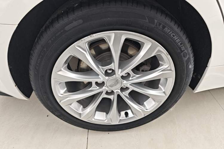 Used Cadillac CT5 2022 28T Luxury Version (Standard Edition) Right Rear Wheel Hub
