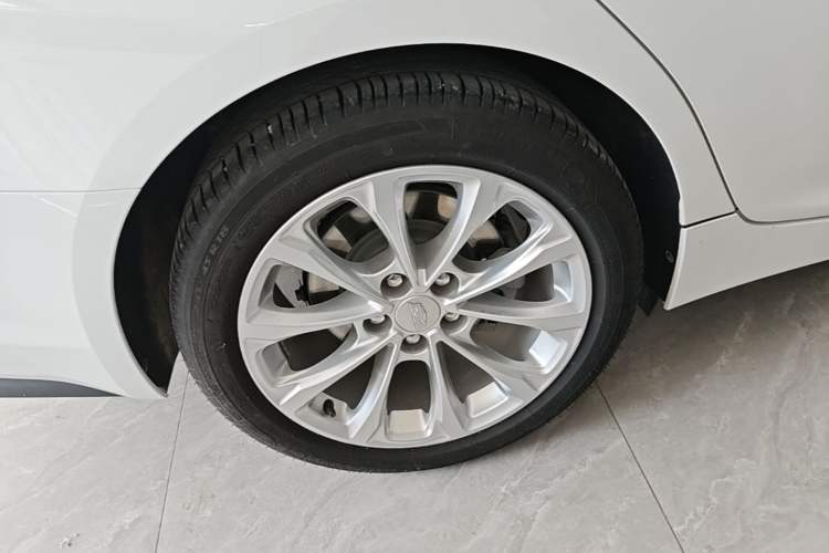 Used Cadillac CT5 2022 28T Luxury Version (Standard Edition) Right Rear Wheel Hub
