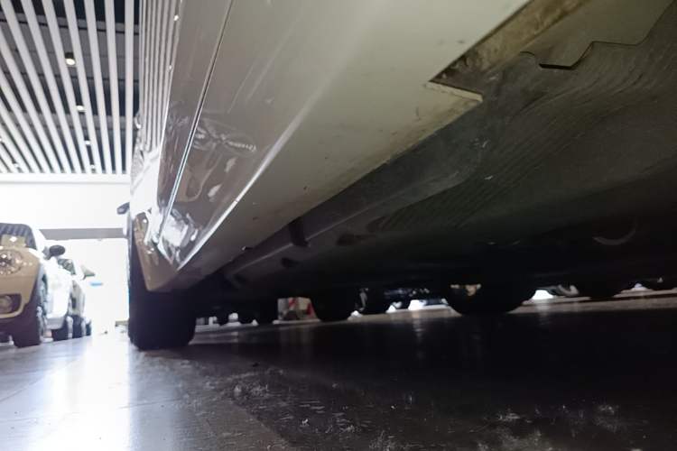 Used Cadillac CT5 2022 28T Luxury Version (Standard Edition) Right Side Sill