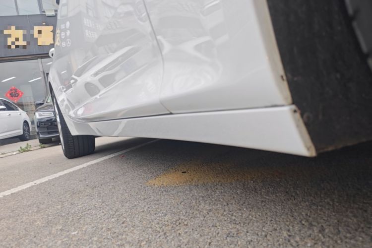 Used Cadillac CT5 2022 28T Luxury Version (Standard Edition) Right Side Sill