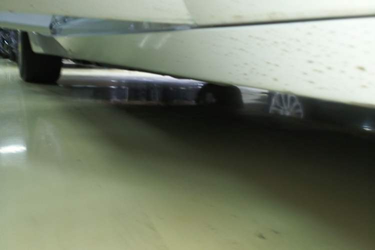 Used Cadillac CT5 2022 28T Luxury Version (Standard Edition) Right Side Sill