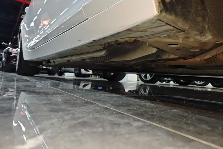 Used Cadillac CT5 2022 28T Luxury Version (Standard Edition) Right Side Sill