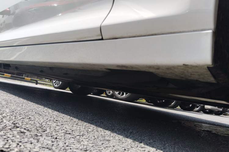Used Cadillac CT5 2022 28T Luxury Version (Standard Edition) Right Side Sill