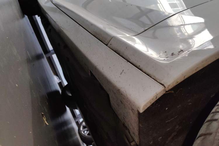 Used Cadillac CT5 2022 28T Luxury Version (Standard Edition) Right Side Sill