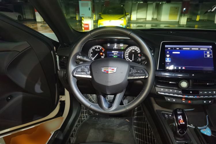 Used Cadillac CT5 2022 28T Luxury Version (Standard Edition) Steering Wheel