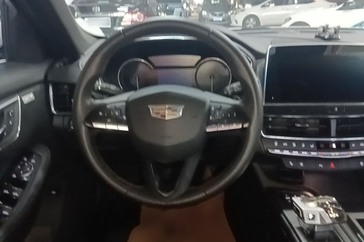 Used Cadillac CT5 2022 28T Luxury Version (Standard Edition) Steering Wheel