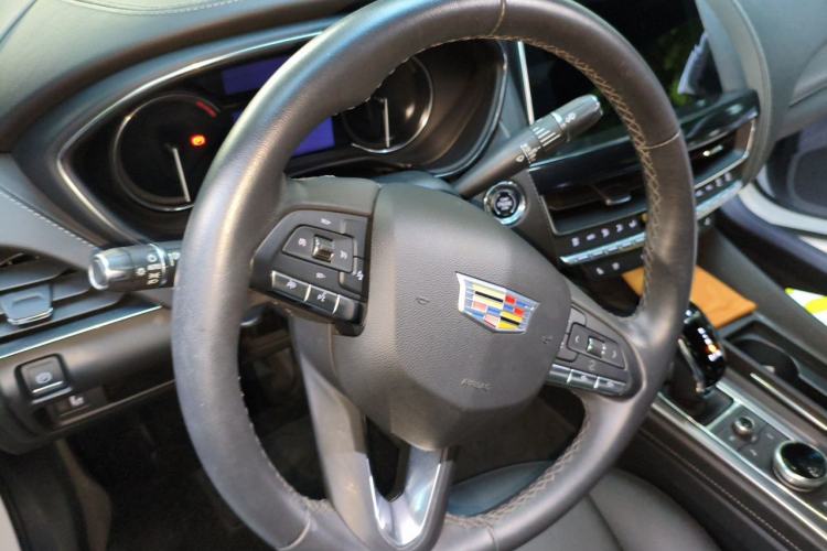 Used Cadillac CT5 2022 28T Luxury Version (Standard Edition) Steering Wheel