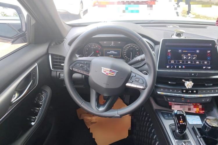 Used Cadillac CT5 2022 28T Luxury Version (Standard Edition) Steering Wheel
