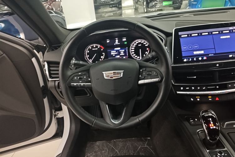 Used Cadillac CT5 2022 28T Luxury Version (Standard Edition) Steering Wheel