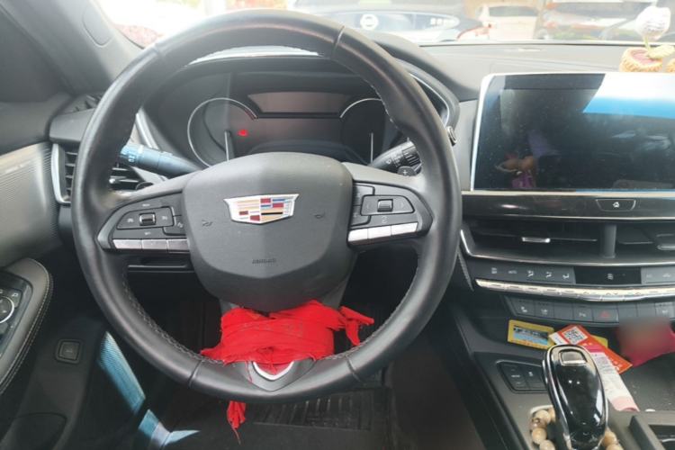 Used Cadillac CT5 2022 28T Luxury Version (Standard Edition) Steering Wheel