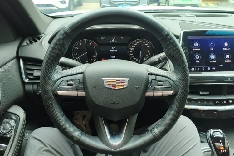 Used Cadillac CT5 2022 28T Luxury Version (Standard Edition) Steering Wheel
