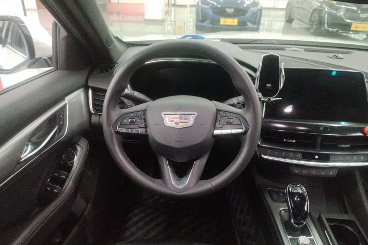 Used Cadillac CT5 2022 28T Prestige Edition Steering Wheel