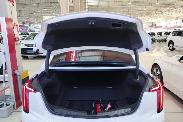 Used Cadillac CT5 2022 28T Luxury Version (Standard Edition) Trunk