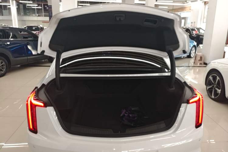Used Cadillac CT5 2022 28T Luxury Version (Standard Edition) Trunk