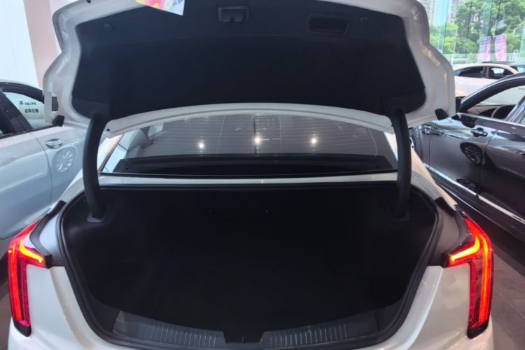 Used Cadillac CT5 2022 28T Luxury Edition Trunk