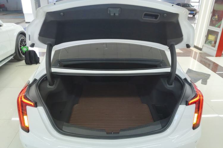 Used Cadillac CT5 2022 28T Luxury Edition Trunk