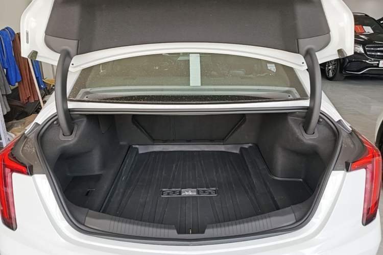 Used Cadillac CT5 2022 28T Luxury Version (Standard Edition) Trunk
