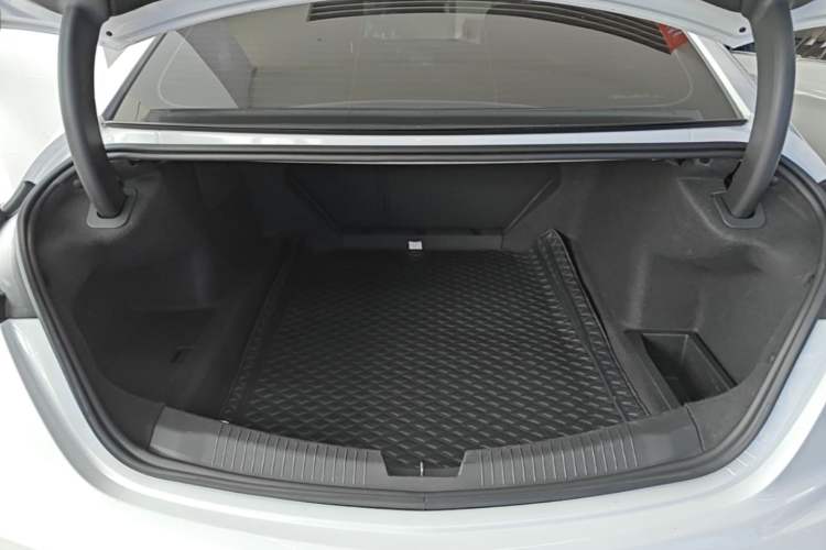 Used Cadillac CT5 2022 28T Luxury Version (Standard Edition) Trunk