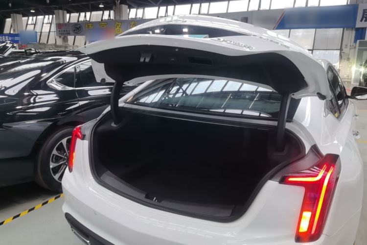 Used Cadillac CT5 2022 28T Luxury Edition Trunk