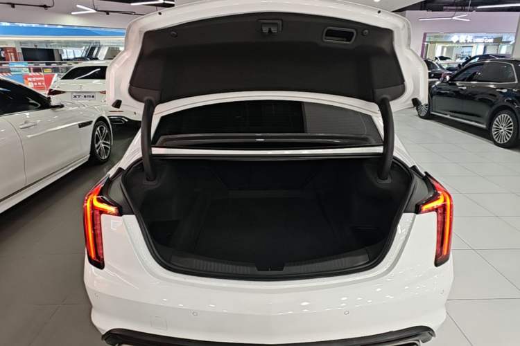 Used Cadillac CT5 2022 28T Luxury Version (Standard Edition) Trunk