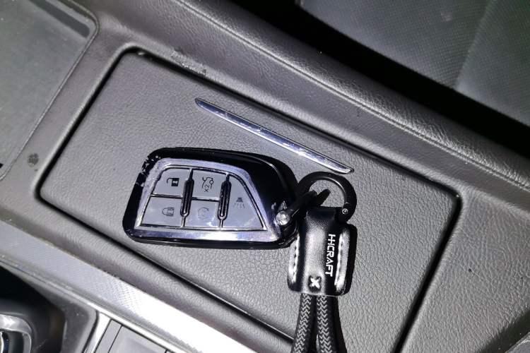Used Cadillac CT5 2022 28T Luxury Edition Vehicle Key