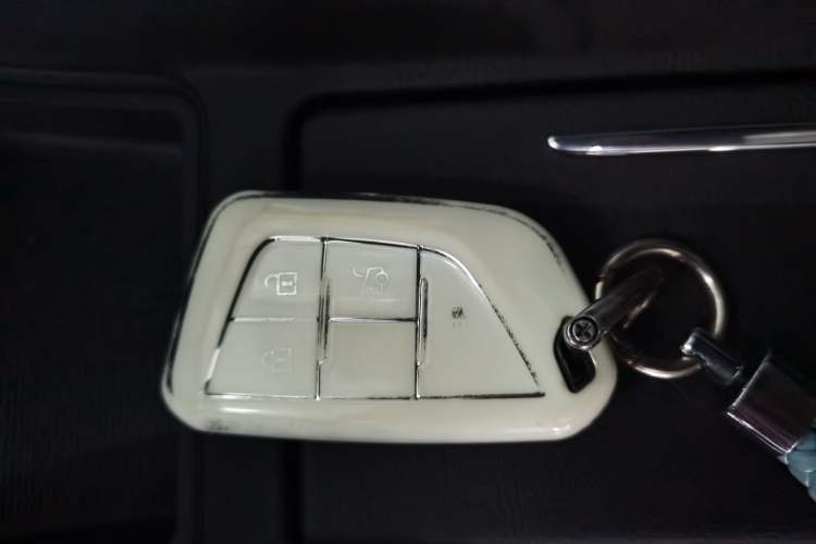 Used Cadillac CT5 2022 28T Prestige Edition Vehicle Key