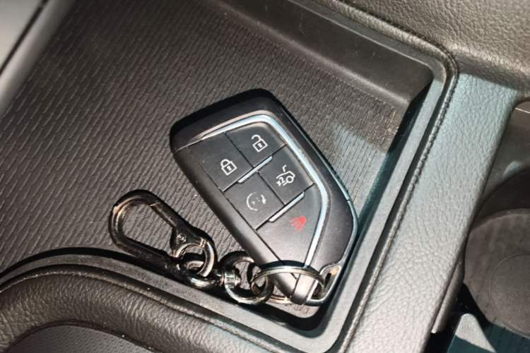 Used Cadillac CT5 2022 28T Luxury Edition Vehicle Key