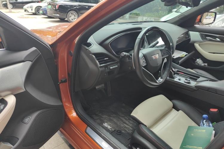 Used Cadillac CT5 2022 28T Platinum Super Driver-Assistance Edition Driver Seat