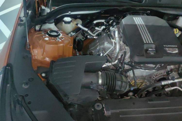 Used Cadillac CT5 2022 28T Platinum Super Driver-Assistance Edition Engine Bay Right