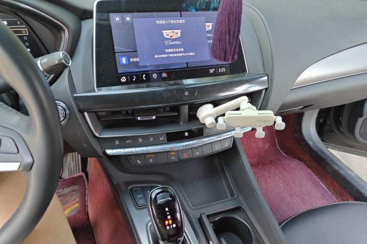 Used Cadillac CT5 2023 28T Luxury Version Audio And AC Panel