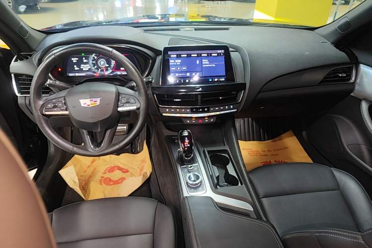 Used Cadillac CT5 2023 28T Prestige Model Audio And AC Panel