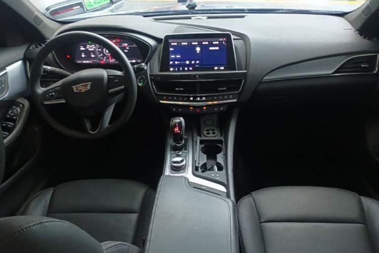 Used Cadillac CT5 2023 28T Luxury Edition (Standard Version) Center Console