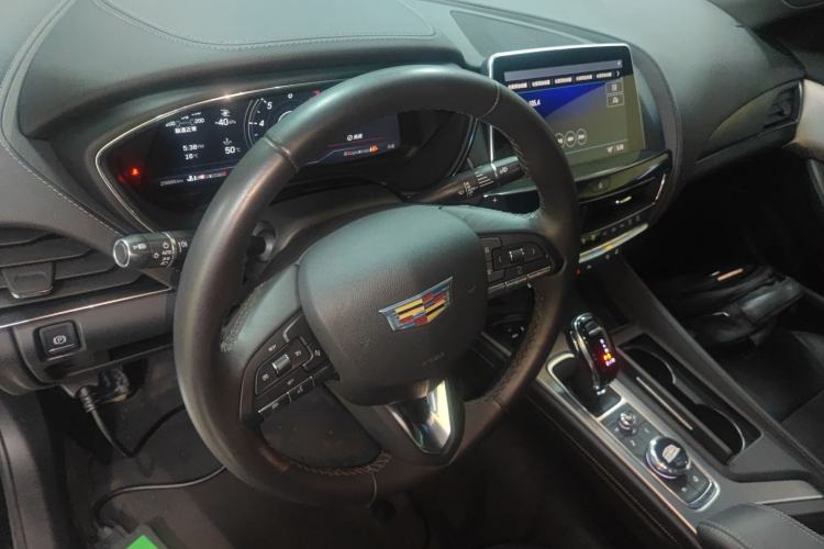 Used Cadillac CT5 2023 28T Luxury Edition (Standard Version) Center Console
