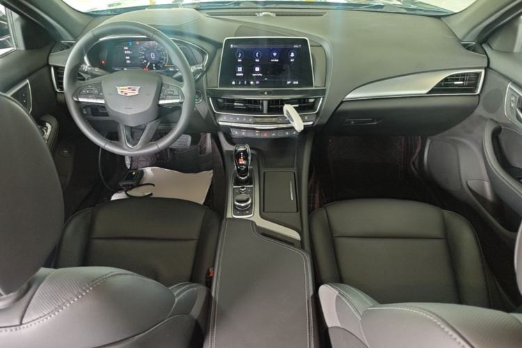 Used Cadillac CT5 2023 28T Luxury Edition (Standard Version) Center Console