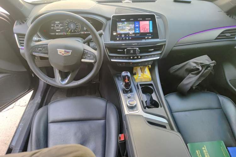 Used Cadillac CT5 2023 28T Luxury Edition (Standard Version) Center Console