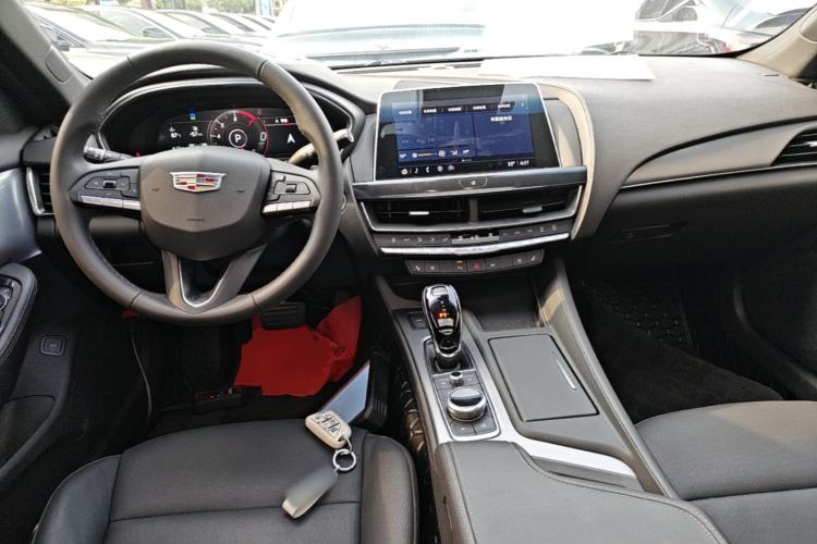 Used Cadillac CT5 2023 28T Luxury Edition (Standard Version) Center Console